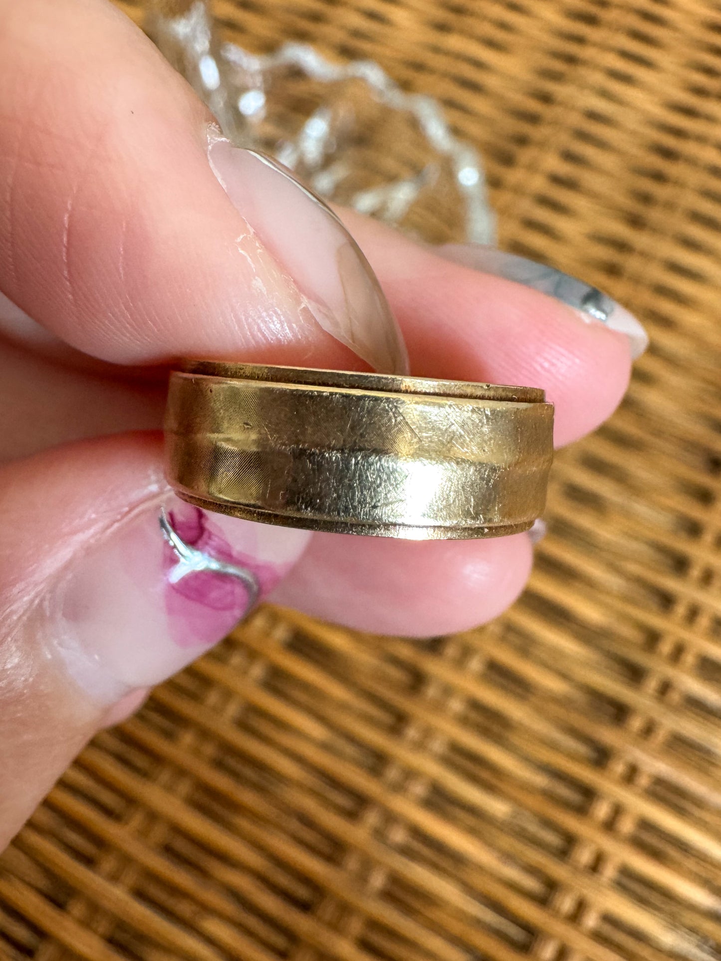 Vintage 14K ArtCarved Band with Hand Engraving
