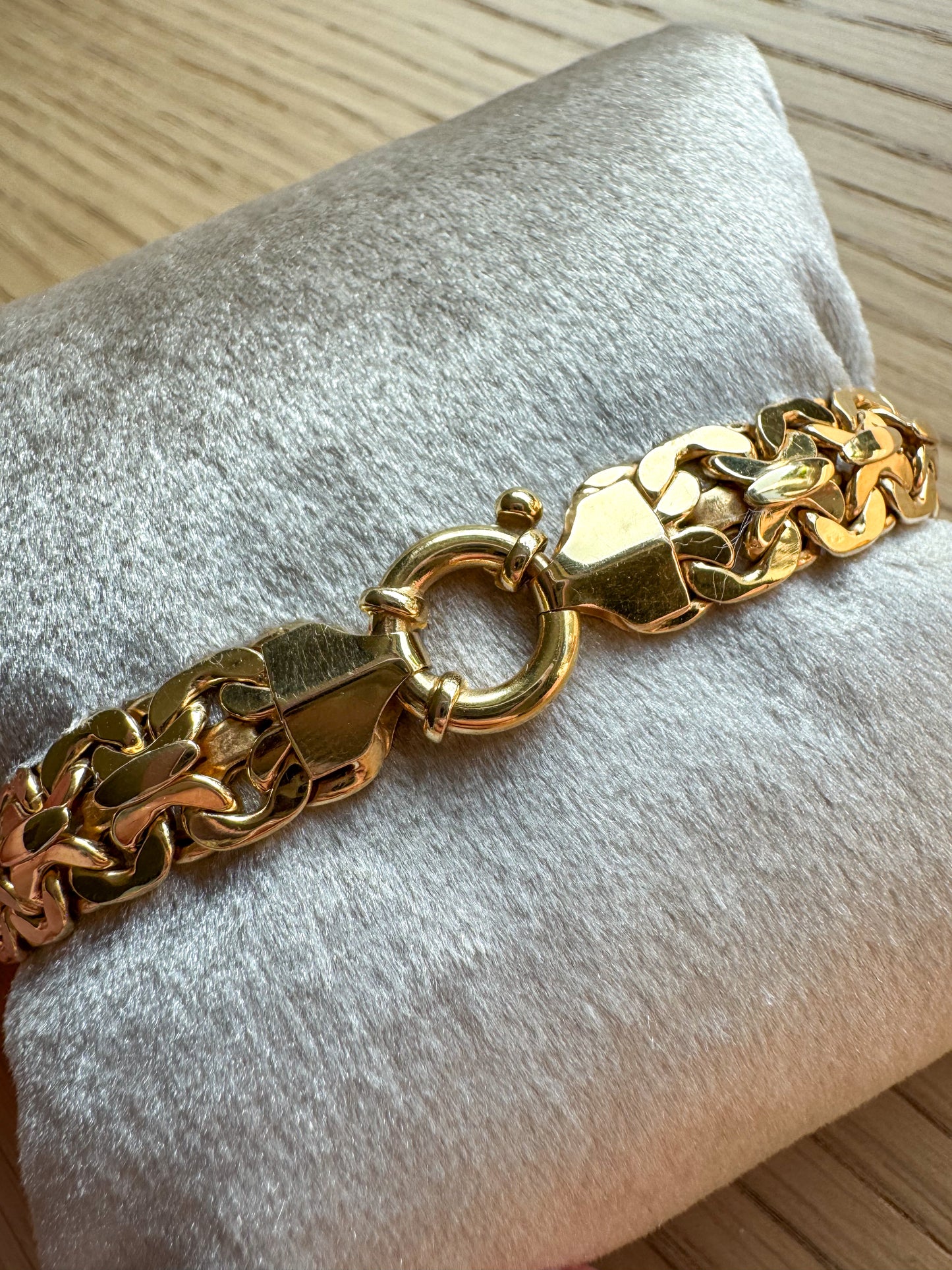 14K Yellow Gold Aurafin Flat Link Bracelet