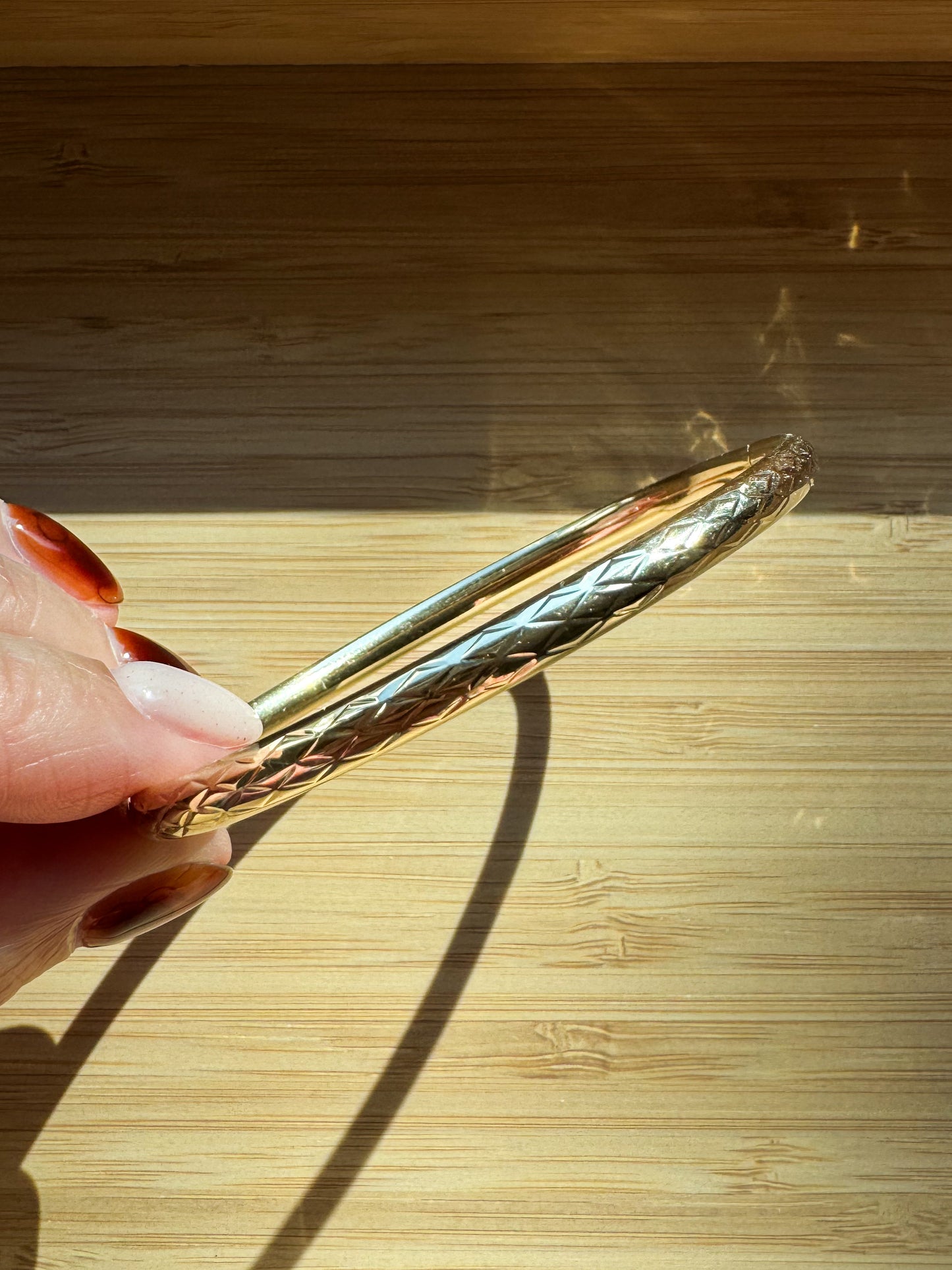 14K Diamond Cut Hinged Bangle