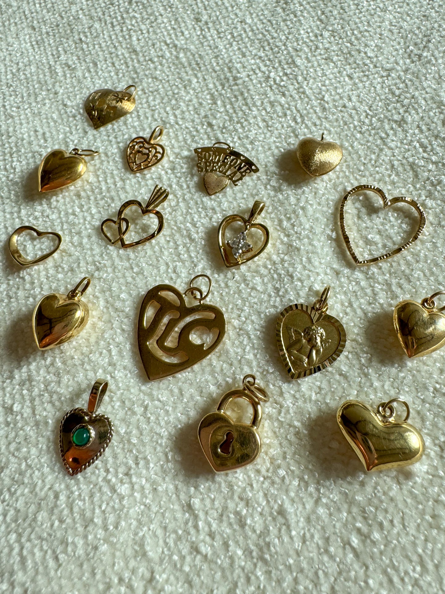 Vintage 14K Michael Anthony Double Heart Charm