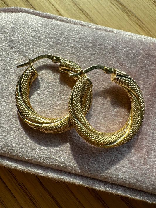 14K Unoaerre Textured Hoops