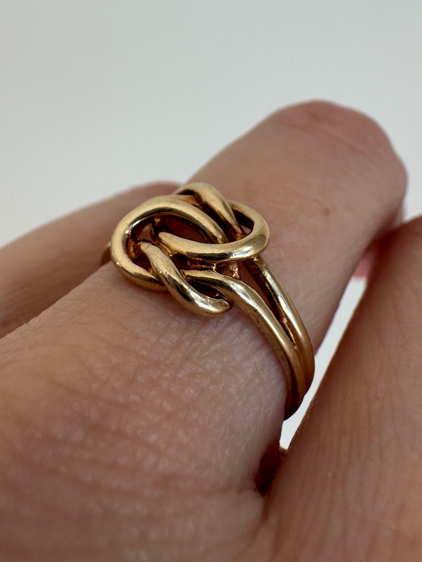 Vintage 10K Lover's Knot Ring