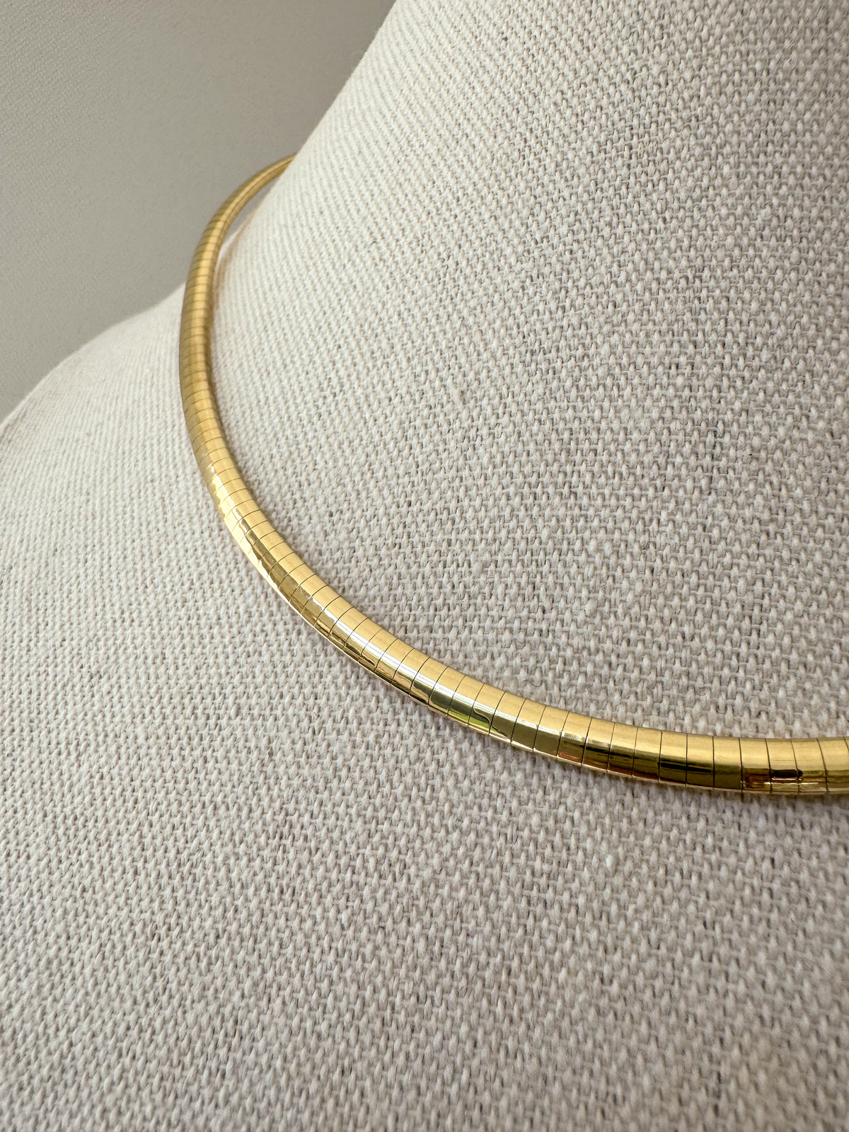 Vintage 14K Gold Omega Collar Necklace