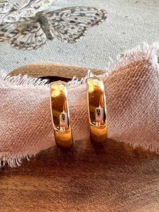 Vintage 14K Wide Hoop Earrings