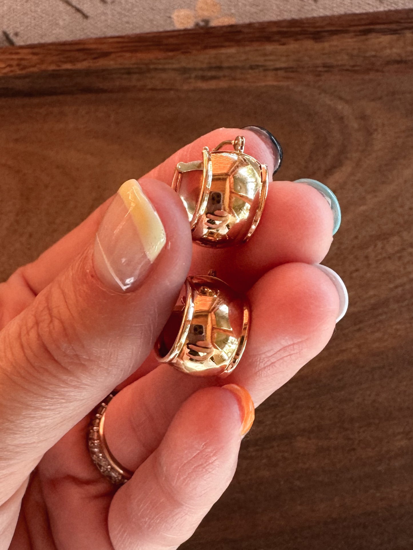 14K Traditional Extra Wide Huggies