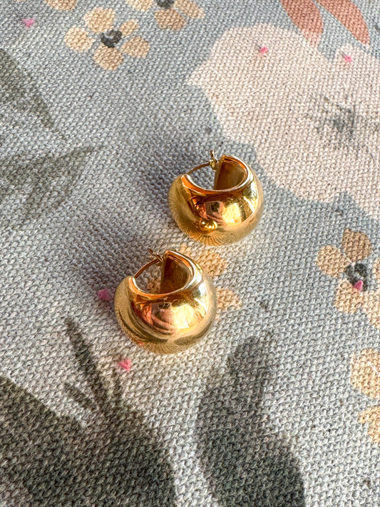 Vintage 14K Bubble Huggies