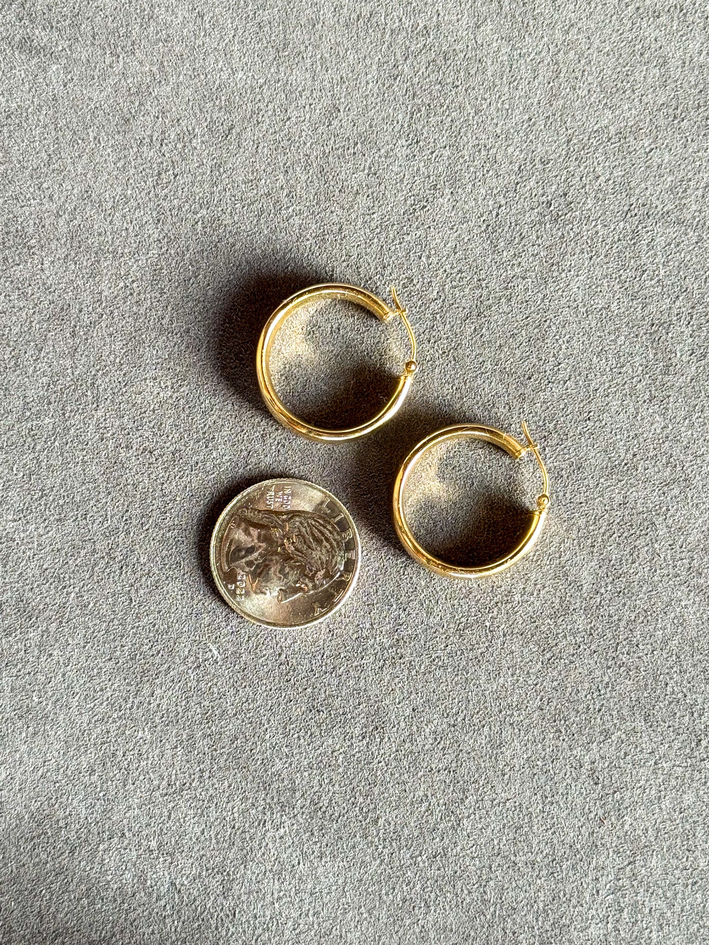 Vintage 14K Wide Hoop Earrings