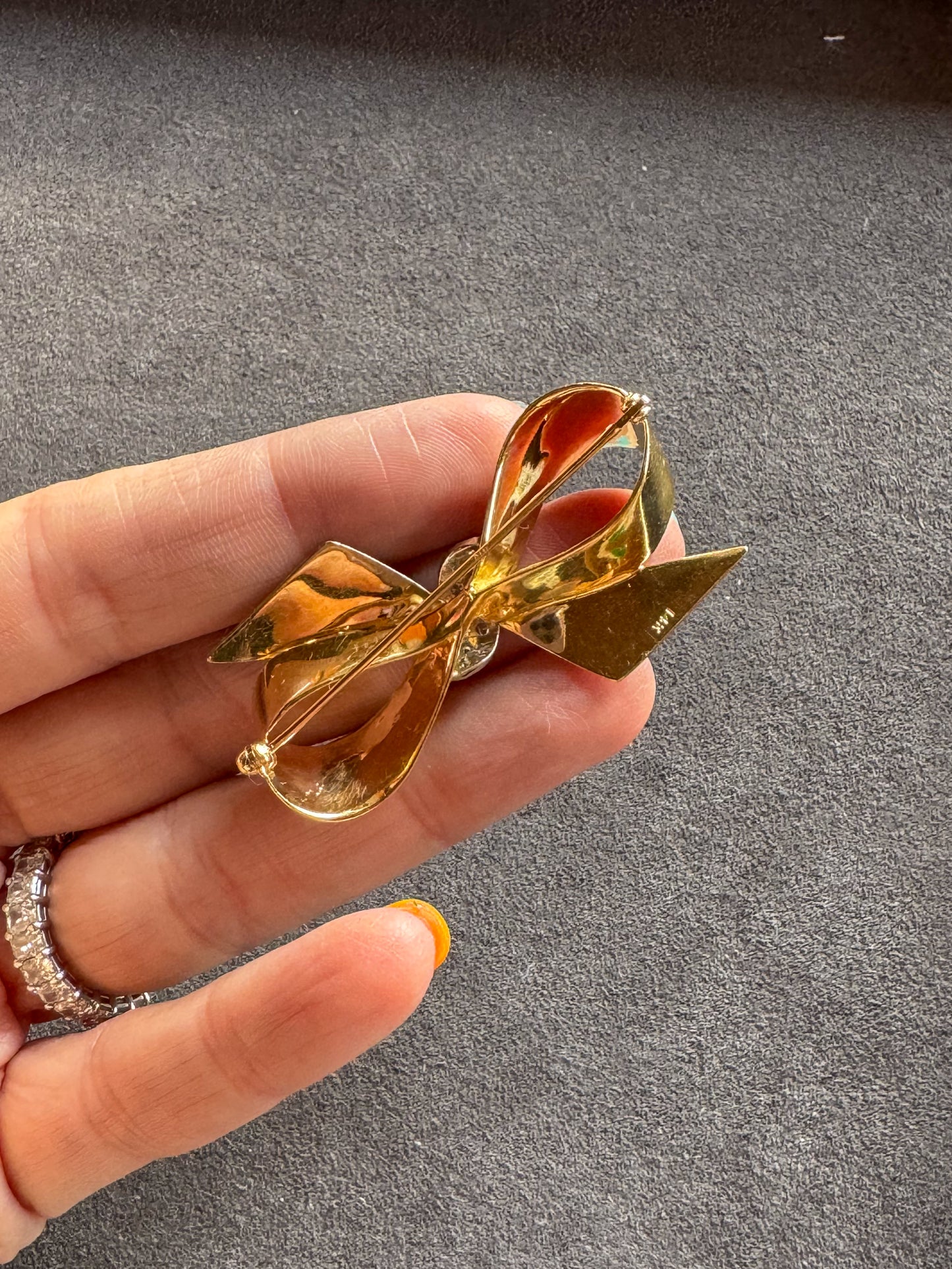 Vintage 14K Bow Brooch with Diamond Center