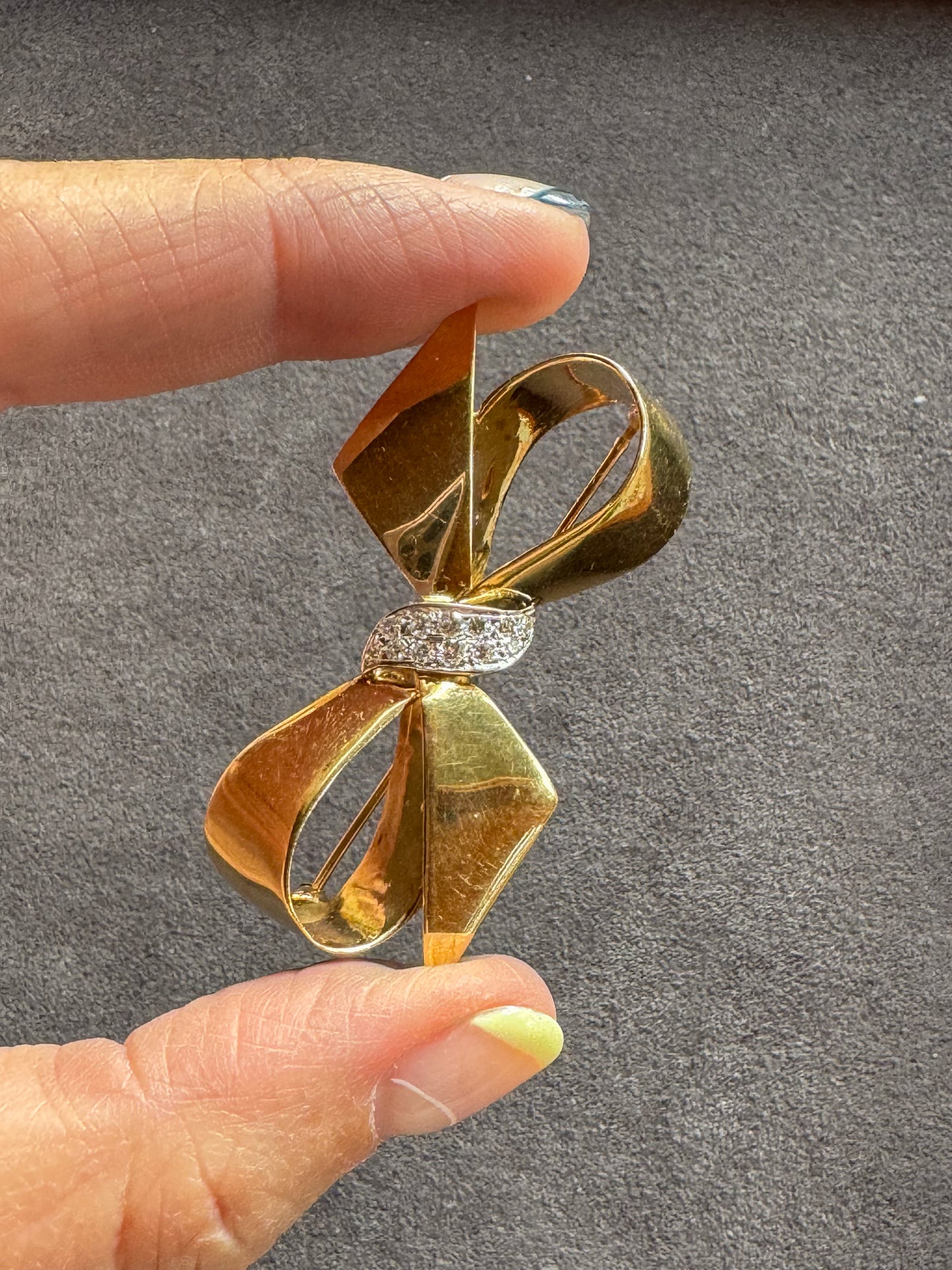 Vintage 14K Bow Brooch with Diamond Center