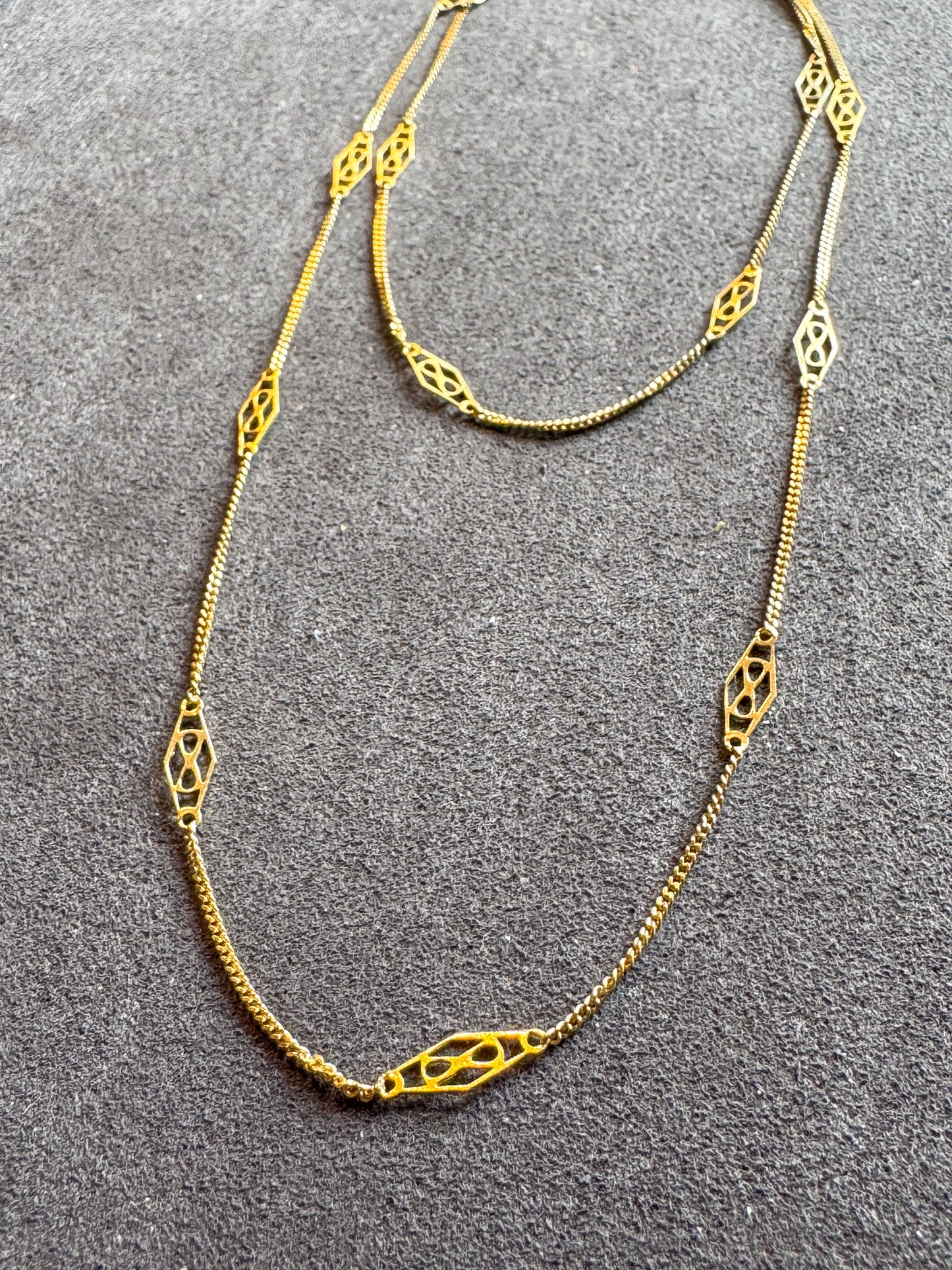 Vintage 14K 24 Inch Italian Filigree Infinity Link Station Necklace
