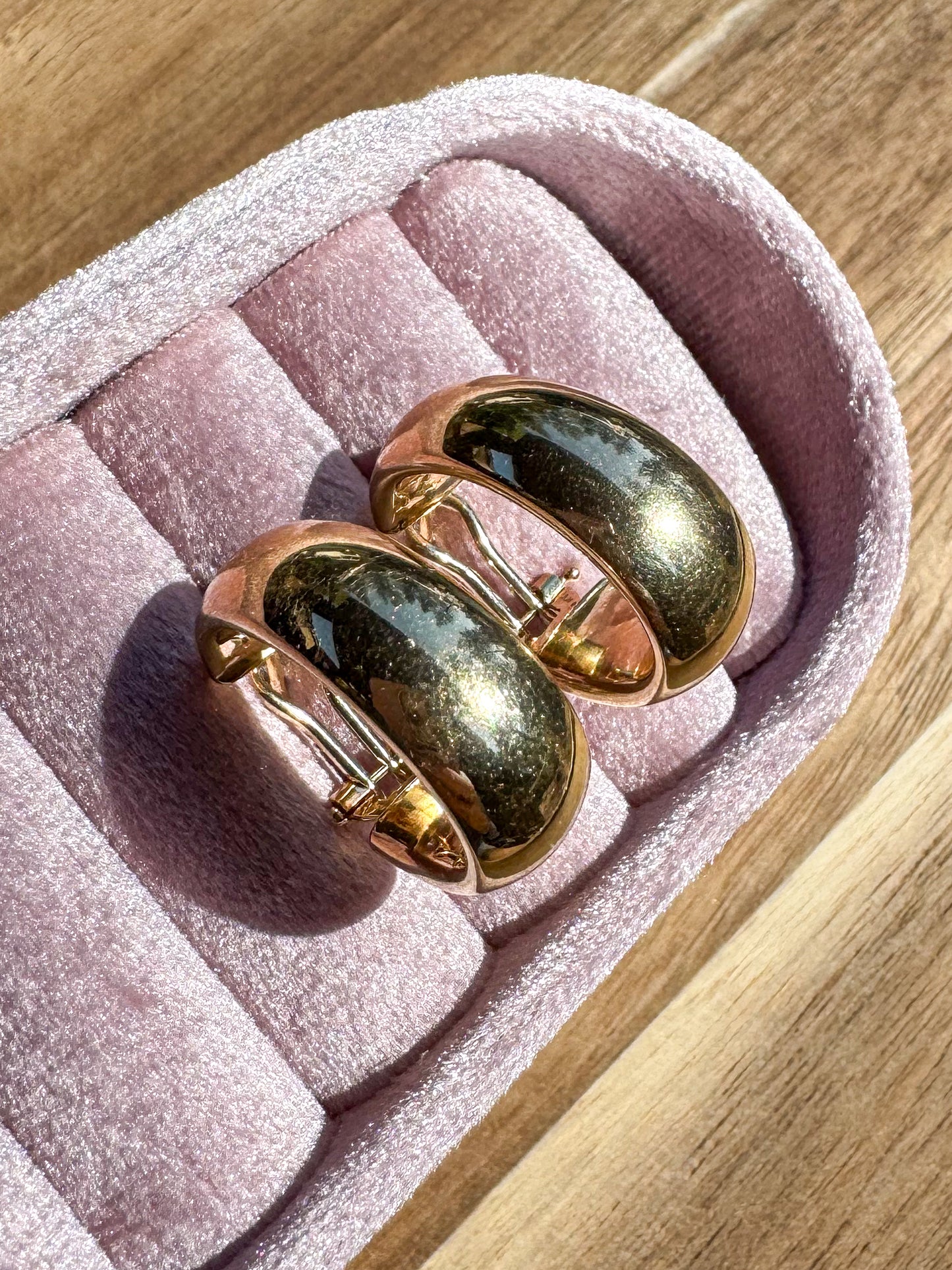 Vintage 14K Chunky Hoops