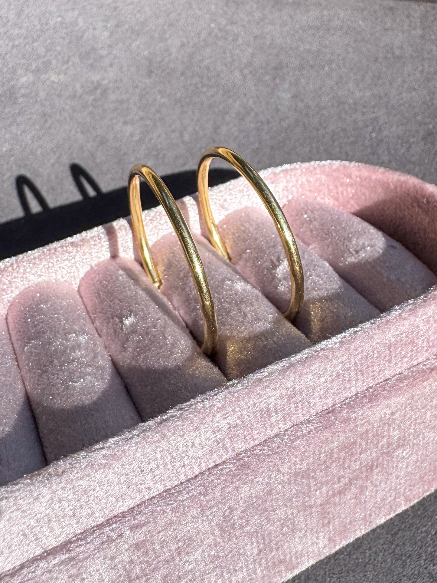 14K Super Simple Circular Hoops