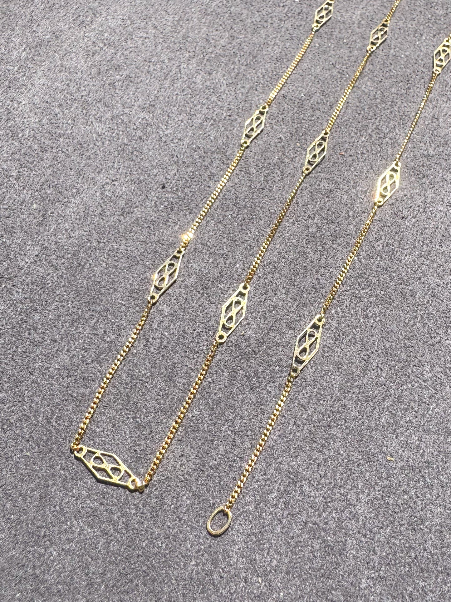 Vintage 14K 24 Inch Italian Filigree Infinity Link Station Necklace