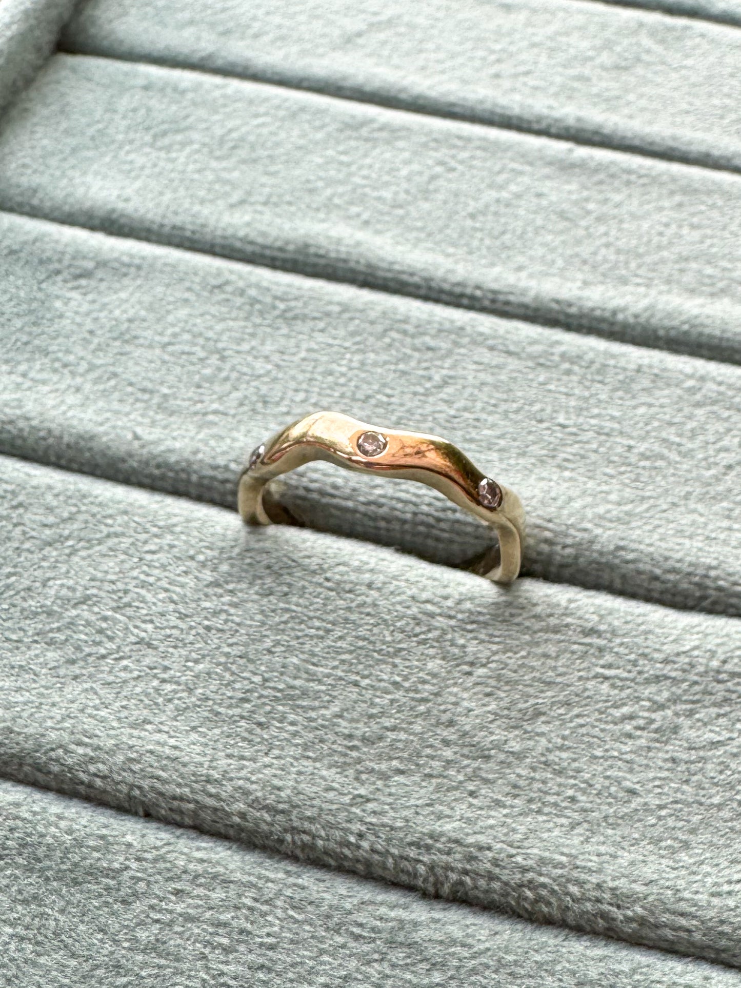 14K Wavy Ring with Diamonds