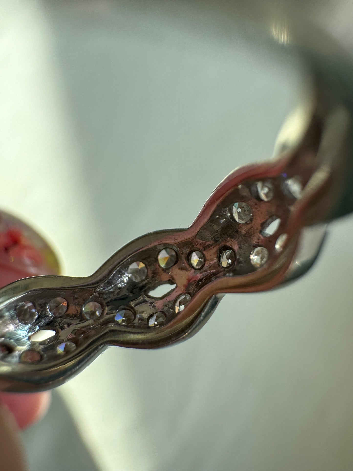 18K White Gold and Diamond Twist Ring