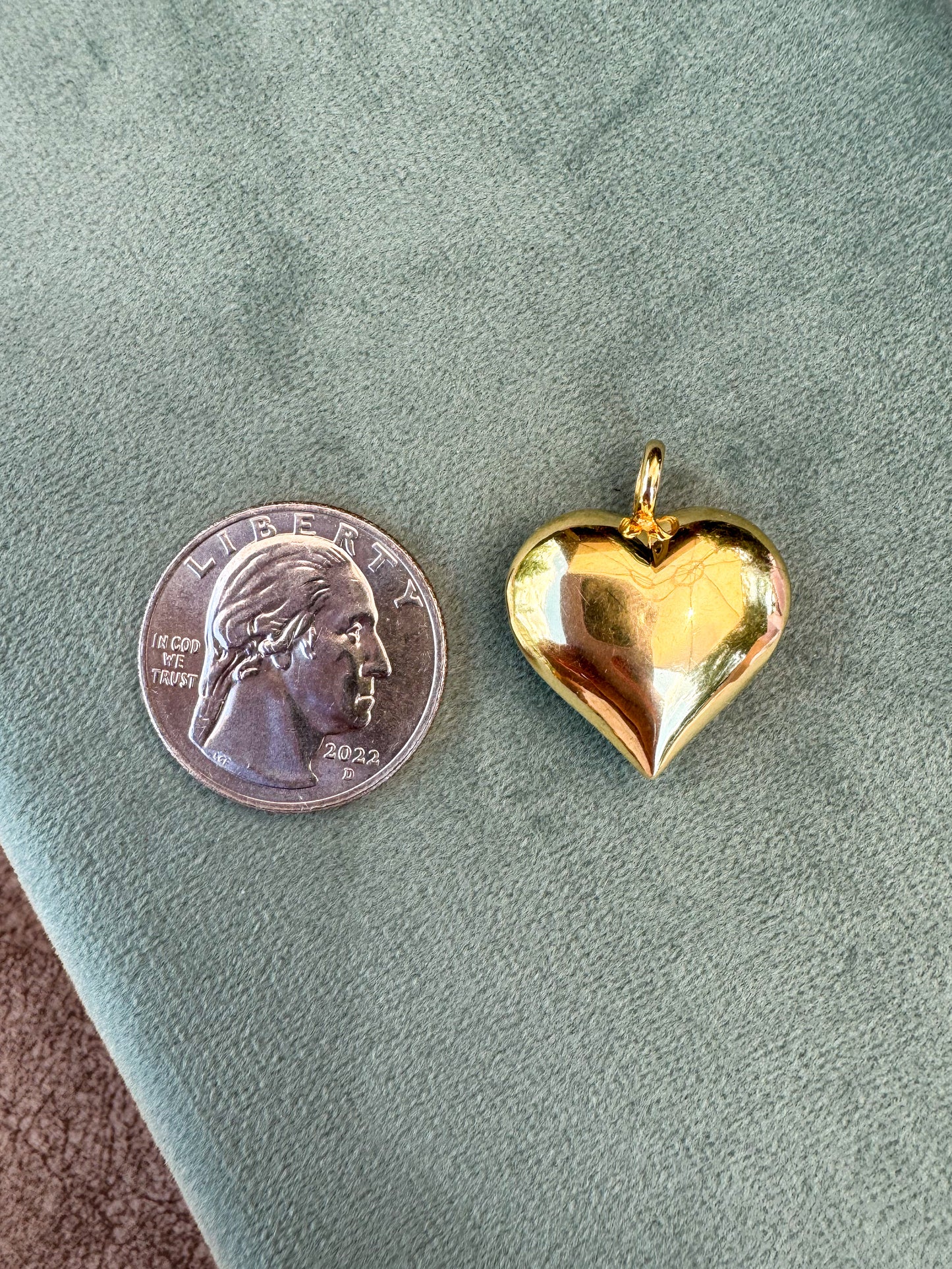 18K Puffy Heart Pendant