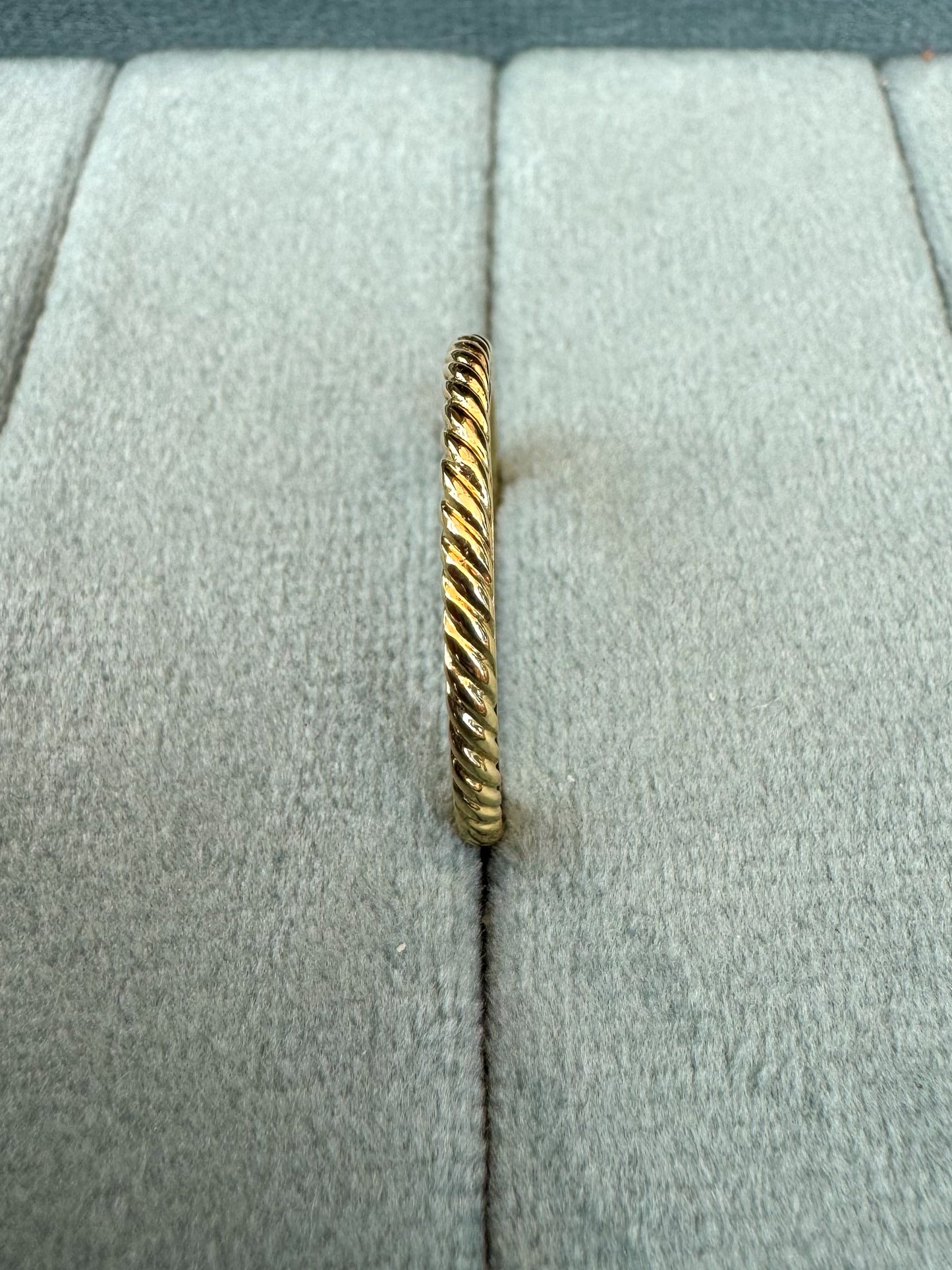 Pre-Loved David Yurman 18K Cable Ring