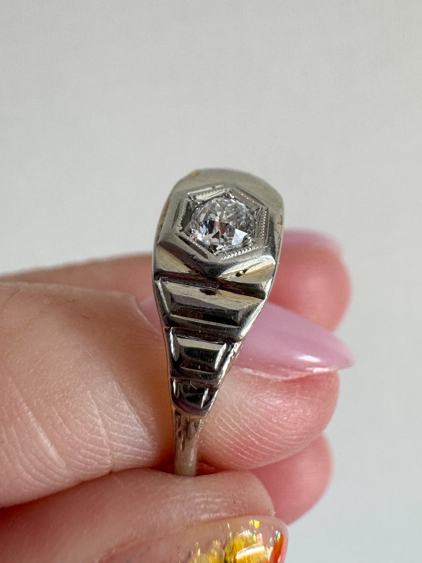 Vintage 14K and Diamond Art Deco Ring