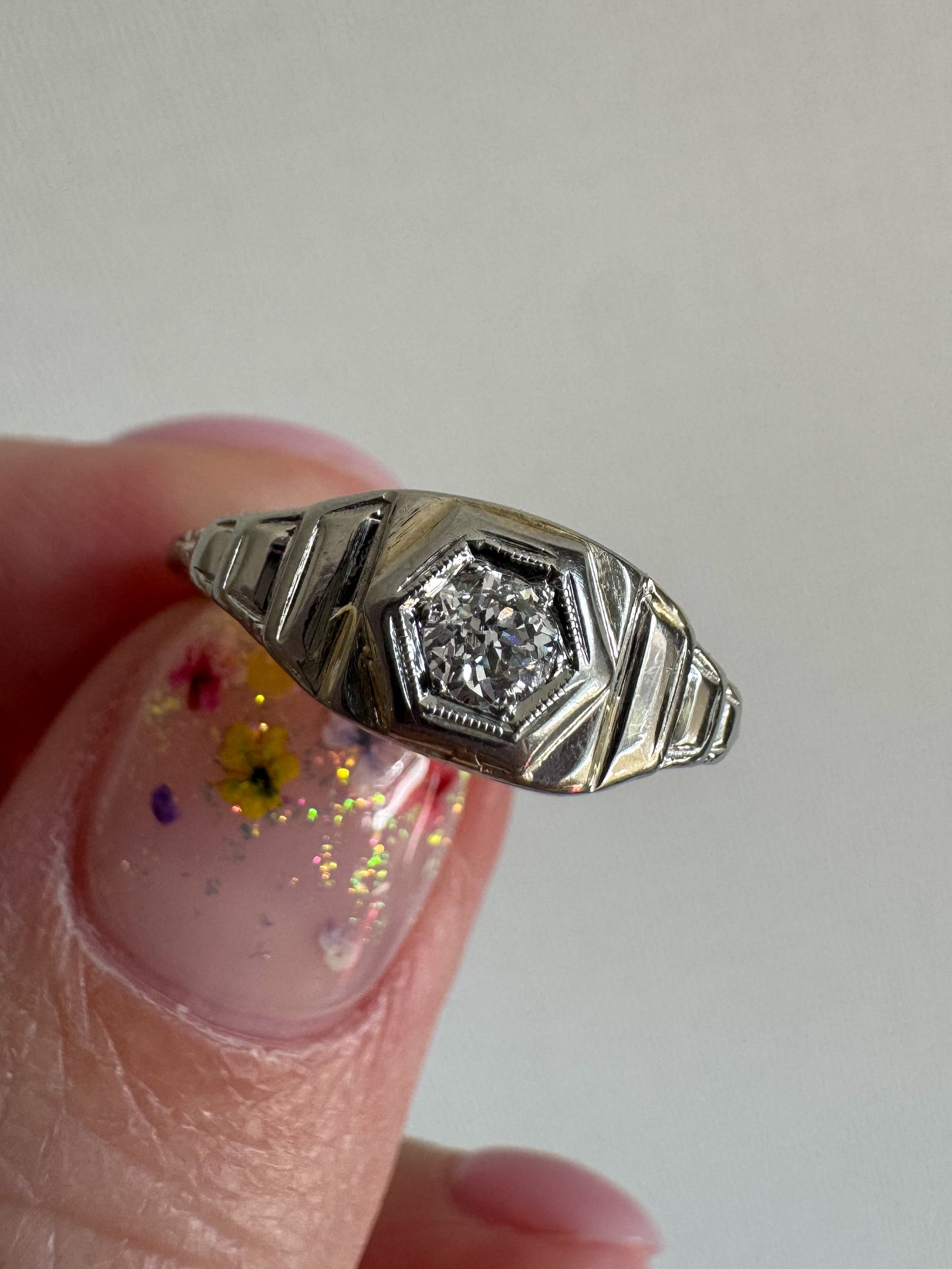 Vintage 14K and Diamond Art Deco Ring