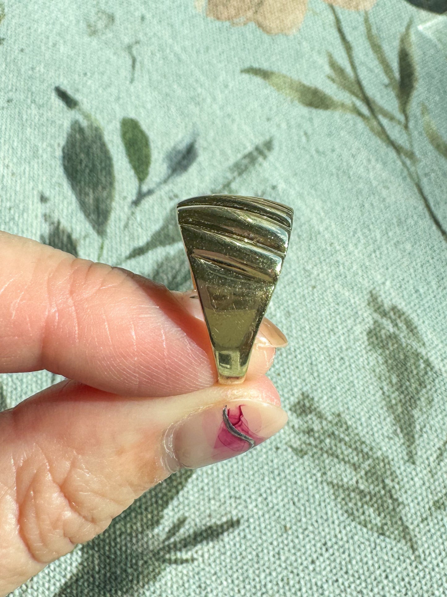 14K Scalloped Statement Ring